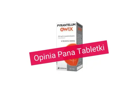 Opakowanie leku Pyrantelum Owix na odrobaczanie ludzi. W tle różowy pasek z napisem "Opinia Pana Tabletki".