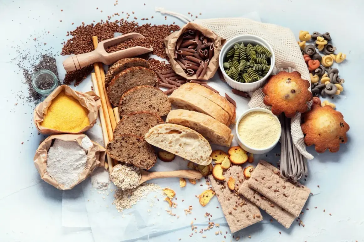 Różnorodne produkty zbożowe: chleb, makaron, mąka, kasza, płatki owsiane, ciastka i muffiny. To bogactwo węglowodanów w jednym miejscu.